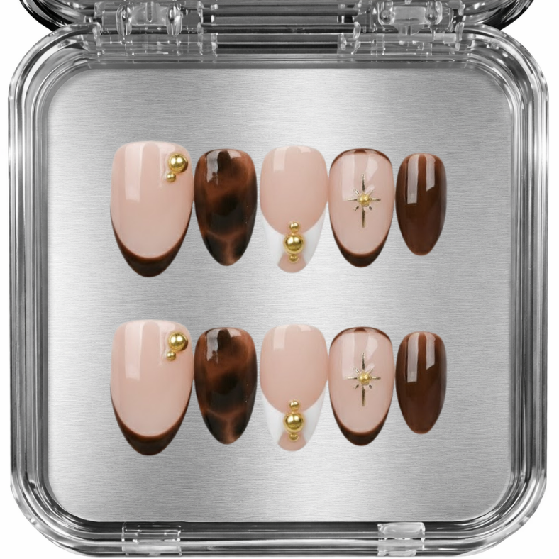Set of press-on nails with tortoiseshell and gold accents - posy  press-on kynnet