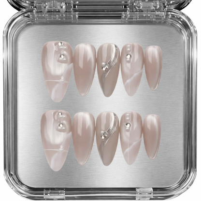 Set of beige nail with decorative elements - posy press-on kynnet